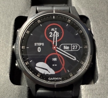 Garmin Fenix 5S Sapphire - černá / šedá (sleva viz. popisek) - použité