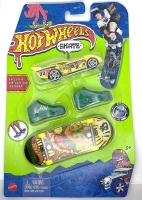 Hot Wheels: Skate - Maximum Leeway Car & Ferocious Foods Tony Hawk Fingerboard set Hot Wheels: Skate - Maximum Leeway Car & Ferocious Foods Tony Hawk Fingerboard set